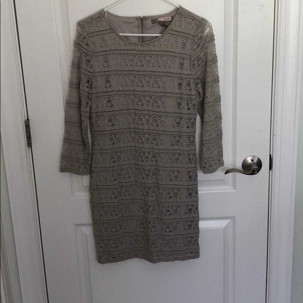3/4 sleeve grey lace dress